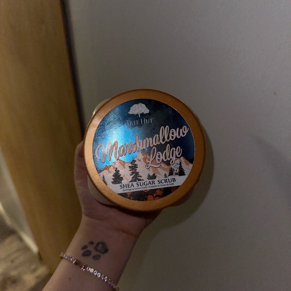 Tree hut - Picture 2 of 2